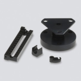 <strong>Black Delrin机加工</strong><br /><p> Black Delrin塑料制品</p>